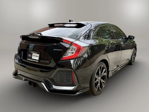 Used 2018 Honda Civic Sport image 5