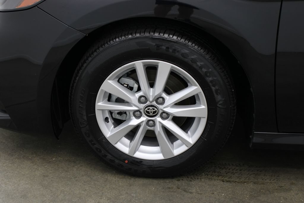 Used 2025 Toyota Camry LE FWD image 26
