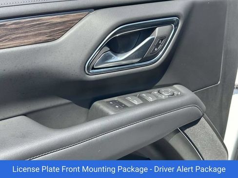 Certified 2022 Chevrolet Suburban Z71 w/ Off-Road Capability Package AWD/4WD image 15