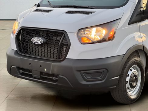 New 2026 Ford Transit 150 Low Roof RWD image 30