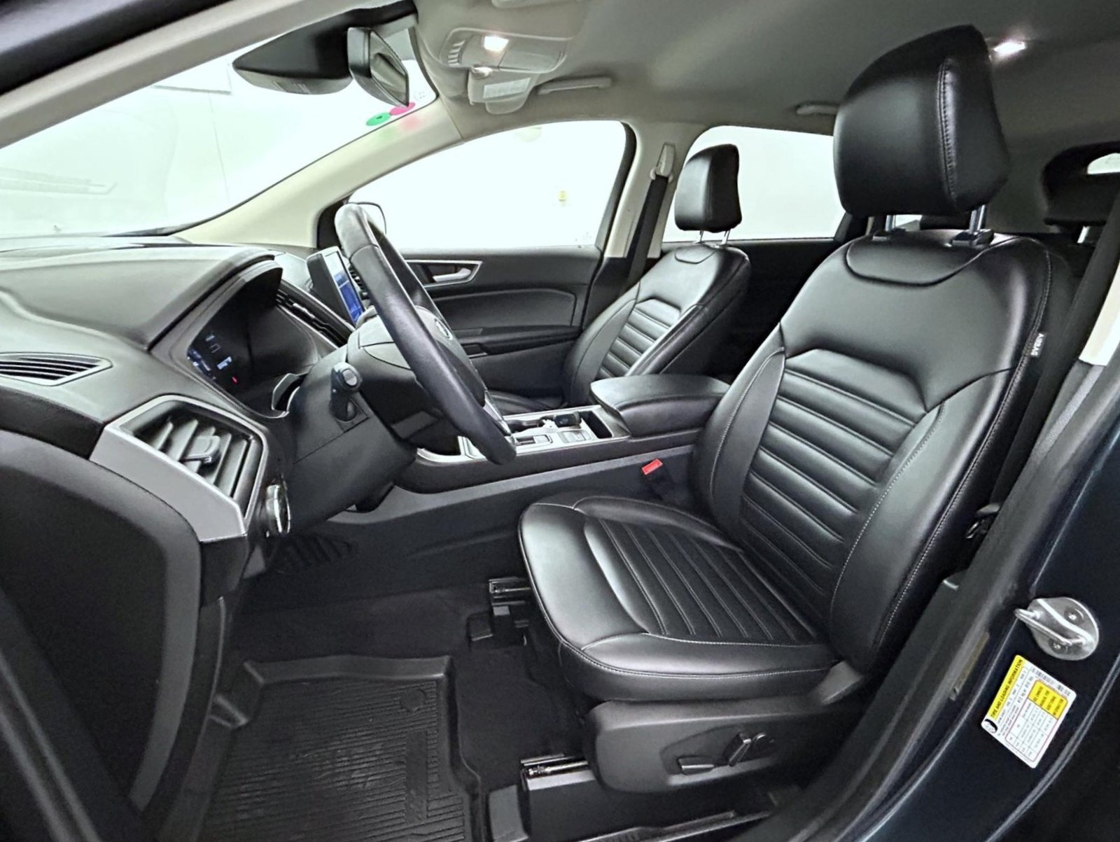 Used 2024 Ford Edge SEL w/ Convenience Package AWD/4WD image 10