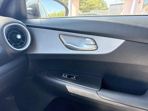 Used 2024 Kia Forte LXS FWD image 30