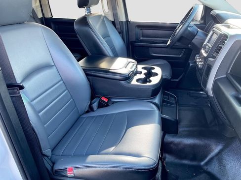 Used 2021 RAM 1500 Tradesman w/ Chrome Appearance Group AWD/4WD image 25