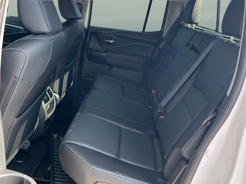 Used 2023 Honda Ridgeline RTL-E image 19