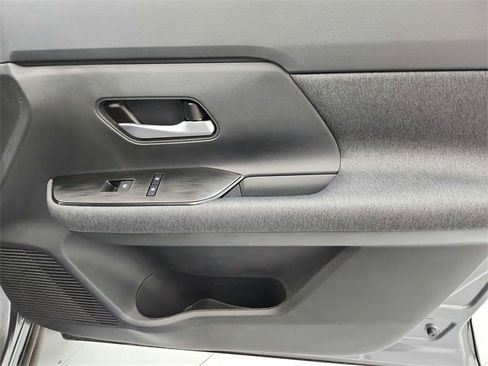 New 2026 Nissan Kicks SV w/ SV Premium Package image 42