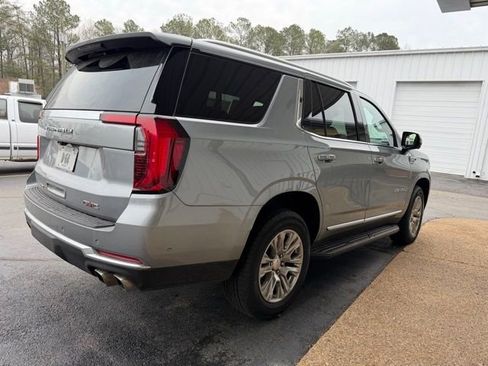 Certified 2025 GMC Yukon Denali AWD/4WD image 4