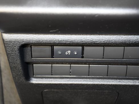 Used 2022 Mitsubishi Outlander SE AWD/4WD image 34