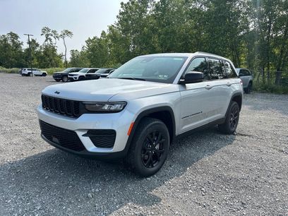 New 2025 Jeep Grand Cherokee Altitude
