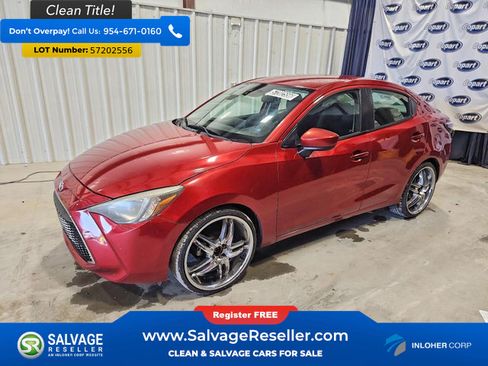 Used 2019 Toyota Yaris L FWD image 1