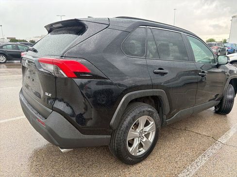 Used 2024 Toyota RAV4 XLE FWD image 4