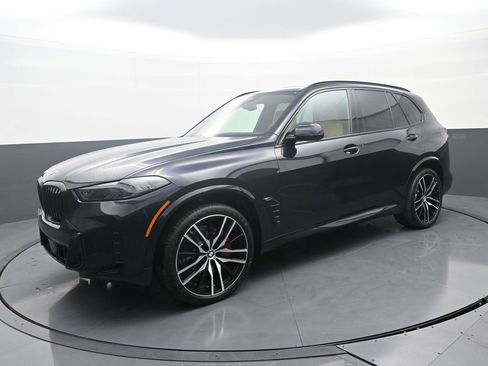 New 2026 BMW X5 xDrive40i w/ M Sport Package AWD/4WD image 4