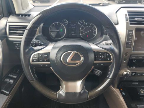 Used 2020 Lexus GX 460 Premium w/ Premium Package AWD/4WD image 11