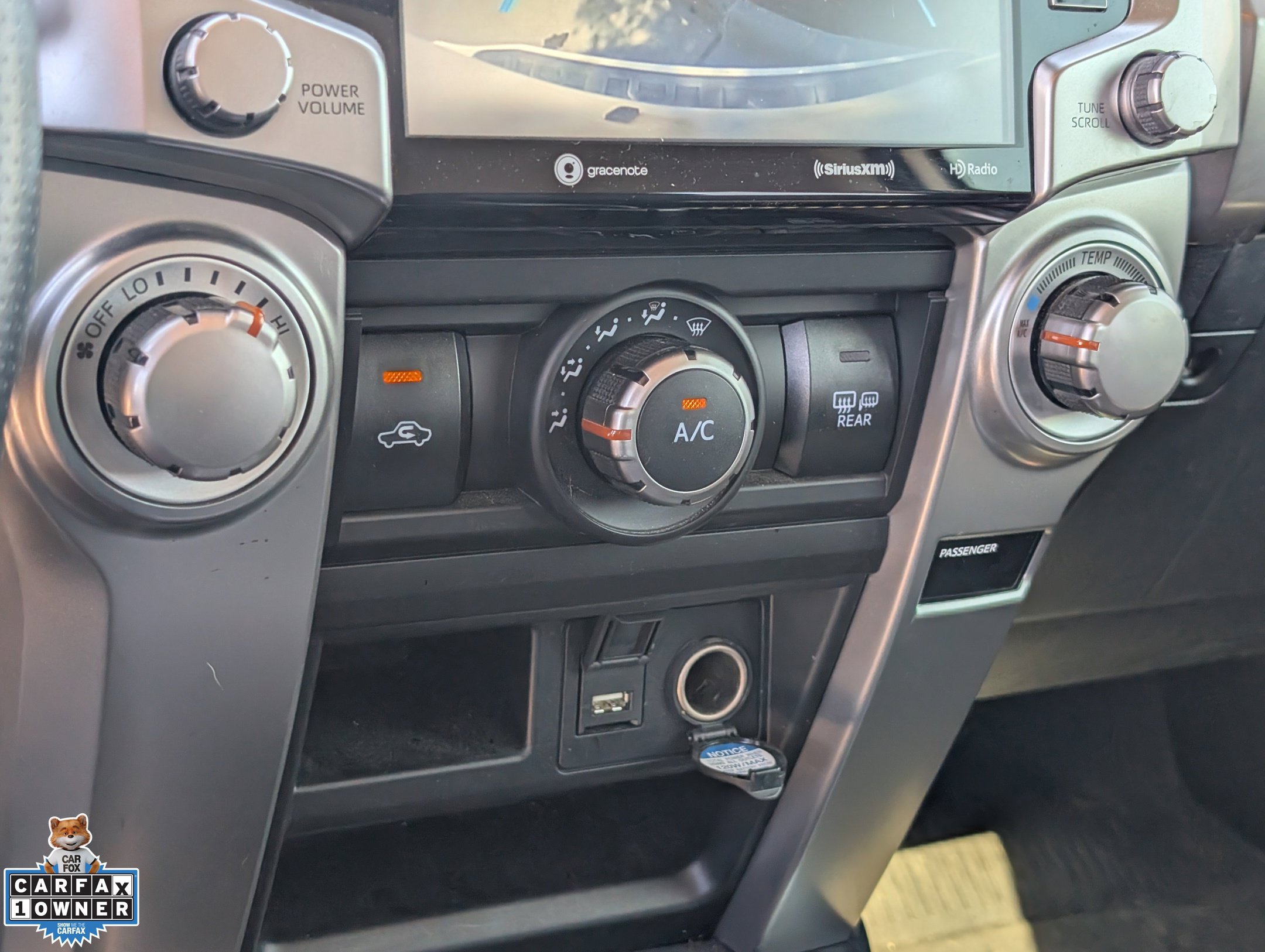 Used 2020 Toyota 4Runner SR5 Premium w/ Moonroof Package RWD image 22