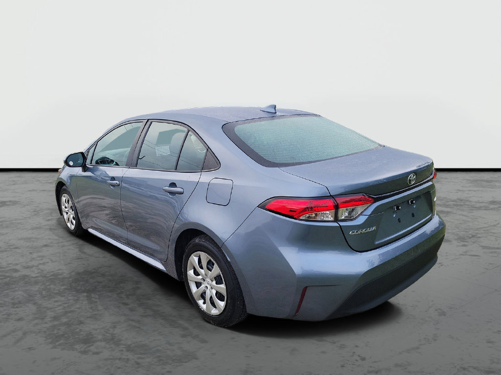 Used 2024 Toyota Corolla LE FWD image 3