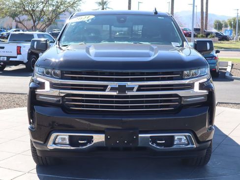 Used 2021 Chevrolet Silverado 1500 High Country w/ Safety Package II image 2