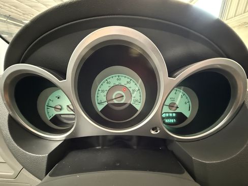 Used 2008 Chrysler Sebring Touring FWD image 22