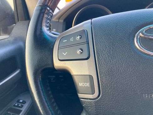 Used 2010 Toyota Land Cruiser AWD/4WD image 15
