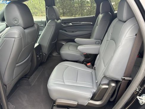 Used 2023 Buick Enclave Essence FWD image 23