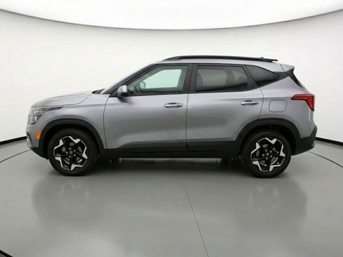 Used 2025 Kia Seltos S image 5