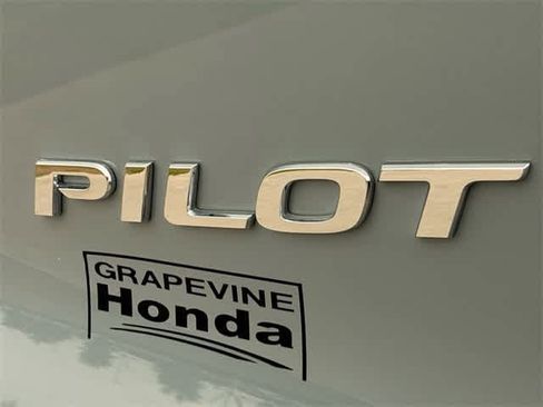 Certified 2022 Honda Pilot Special Edition image 8