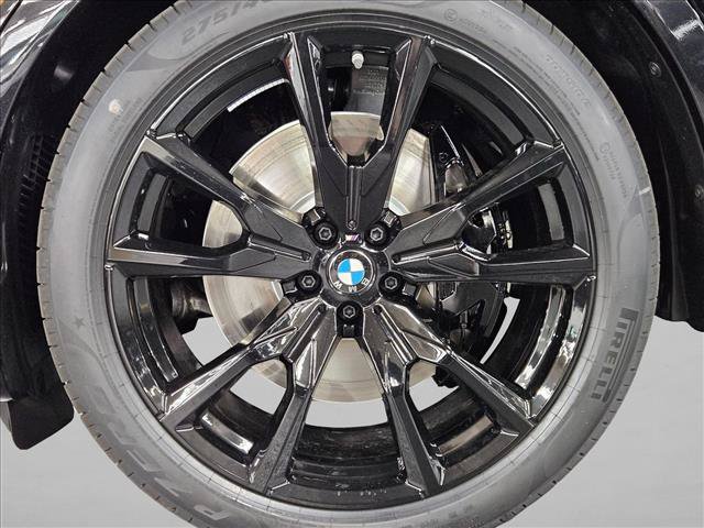 Used 2027 BMW X7 xDrive40i w/ M Sport Package AWD/4WD image 16