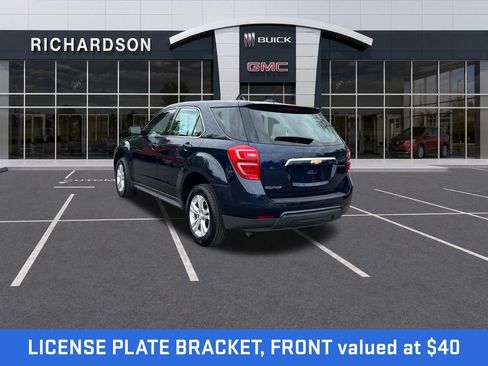 Used 2017 Chevrolet Equinox LS FWD image 3