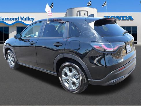 Certified 2026 Honda HR-V LX image 4