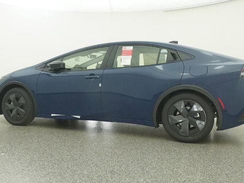 New 2026 Toyota Prius LE image 20