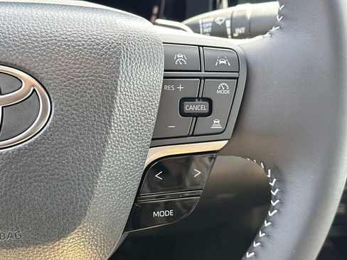 New 2026 Toyota Camry SE FWD image 22