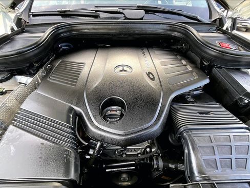 Used 2023 Mercedes-Benz GLS 450 4MATIC image 31