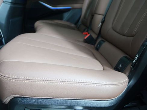 Used 2022 BMW X7 xDrive40i w/ M Sport Package image 14