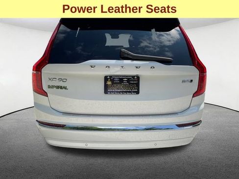 Used 2025 Volvo XC90 B5 Ultra w/ Protection Package Premier AWD/4WD image 11