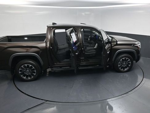 Used 2024 Toyota Tundra Limited image 23