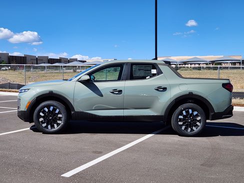 New 2026 Hyundai Santa Cruz SE AWD/4WD image 2