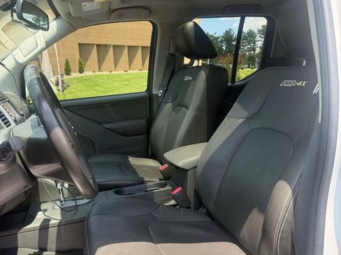Used 2020 Nissan Frontier PRO-4X AWD/4WD image 12