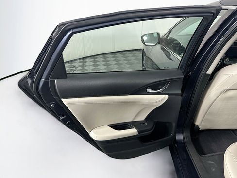 Used 2019 Honda Insight Touring image 26