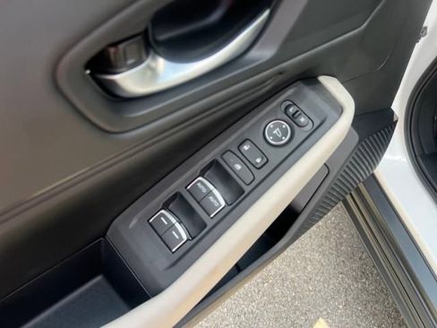 New 2025 Honda Accord SE image 10