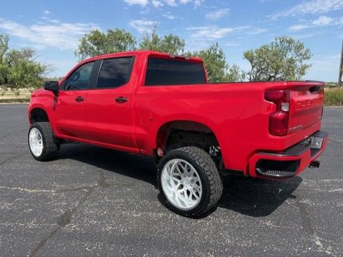 Used 2025 Chevrolet Silverado 1500 Custom RWD image 3