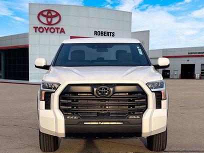 New 2025 Toyota Tundra SR5 w/ SR5 Convenience Package