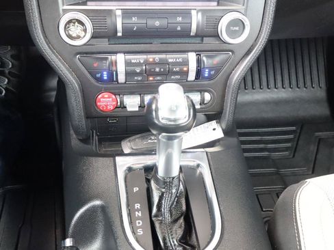 Used 2018 Ford Mustang GT Premium RWD image 21