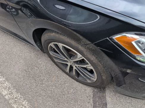 Used 2023 Volkswagen Jetta Sport image 7