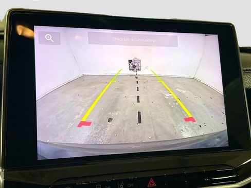 Used 2023 Jeep Compass Altitude image 11