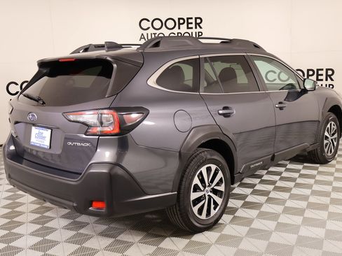 Used 2023 Subaru Outback Premium image 20