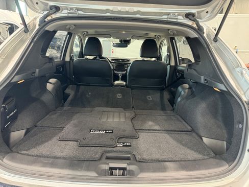 Used 2022 Nissan Rogue Sport SL w/ Premium Package AWD/4WD image 10