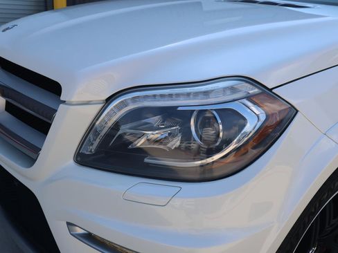 Used 2015 Mercedes-Benz GL 63 AMG 4MATIC image 15