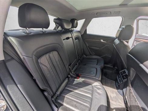 Used 2018 Audi Q5 2.0T Premium Plus w/ Premium Plus Package AWD/4WD image 22