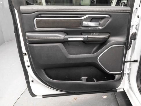 Used 2020 RAM 1500 Laramie image 30
