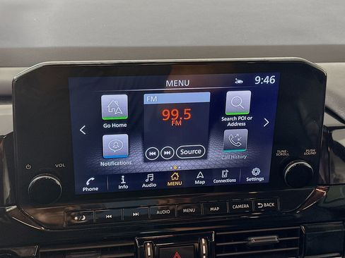Used 2025 Nissan Pathfinder SL FWD image 21