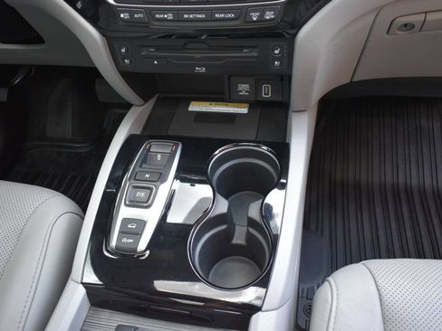 Used 2019 Honda Pilot Elite image 31