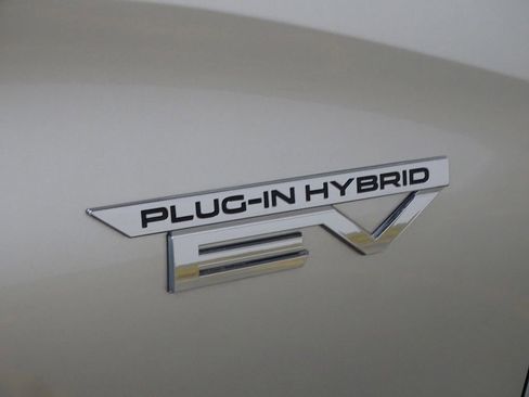 Used 2023 Mitsubishi Outlander SEL image 47